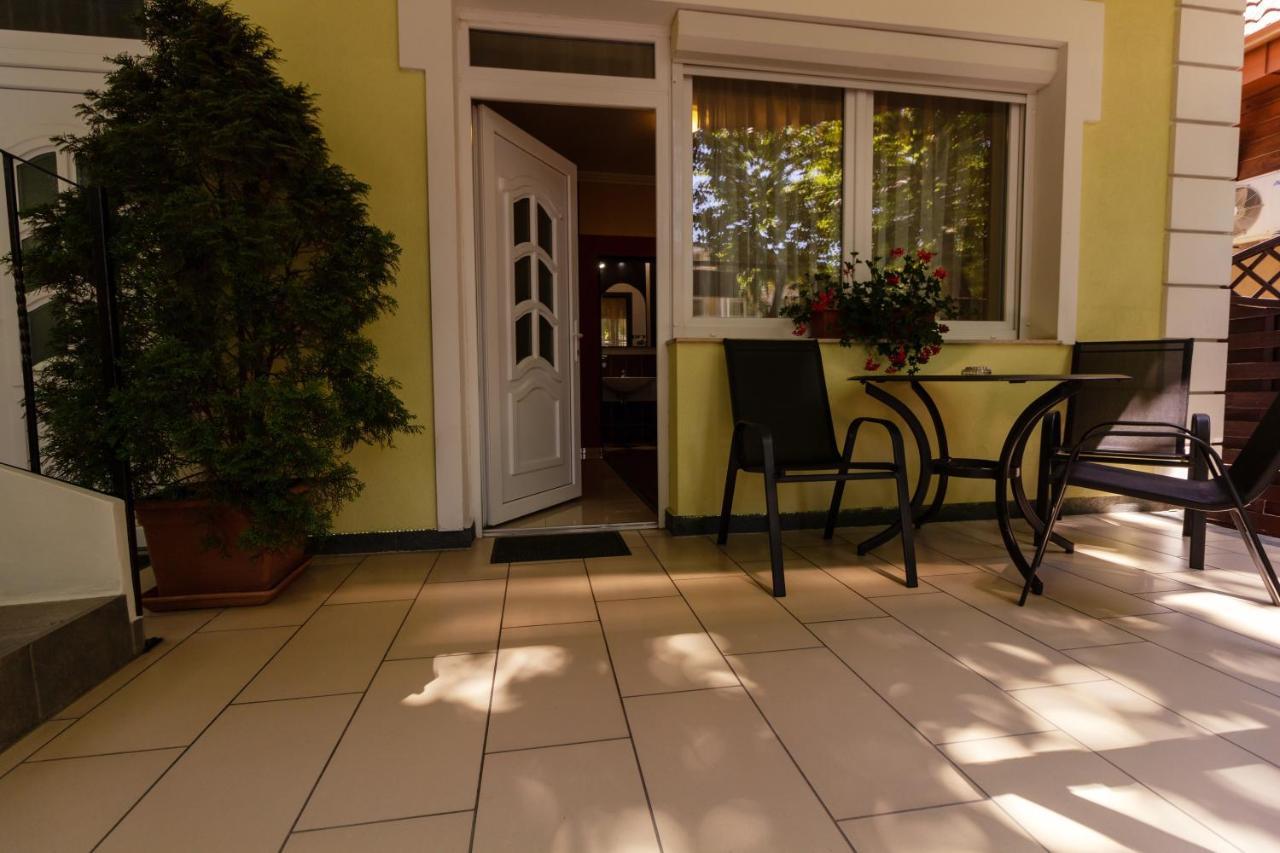 Bella Villa Siófok Buitenkant foto
