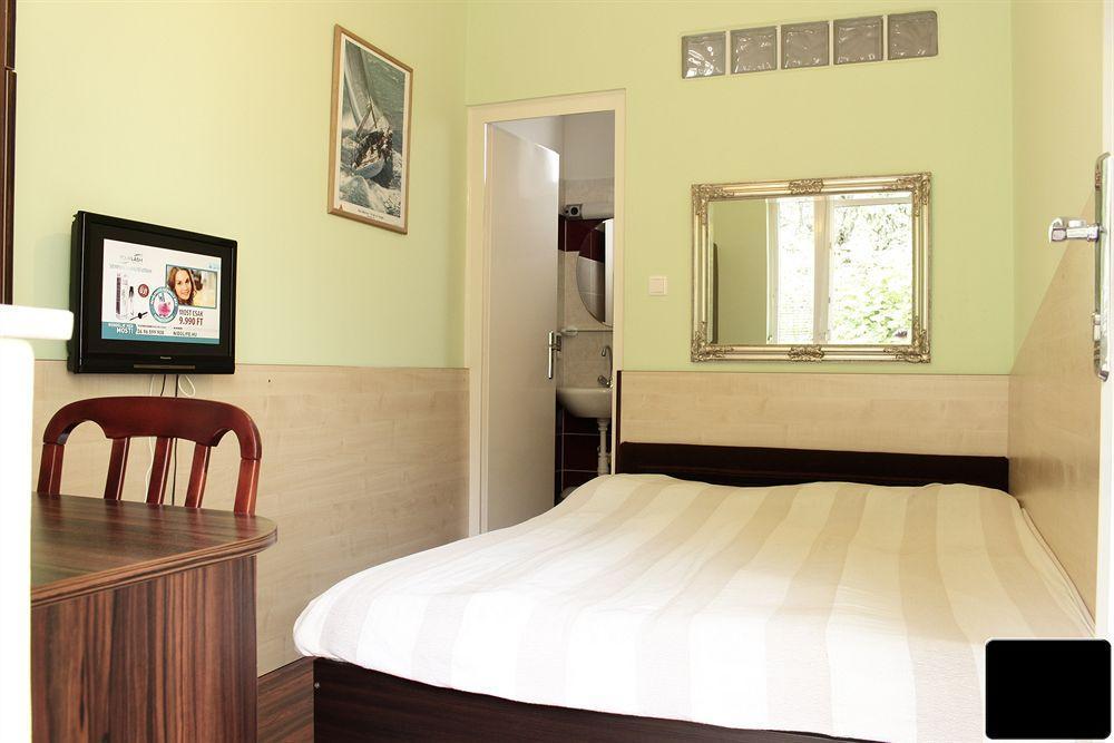 Bella Villa Siófok Buitenkant foto